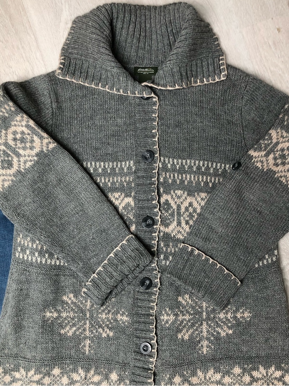 Eddie Bauer Cozy Snowflake Fair Isle Button Down Cardigan Size XXL - Picture 2 of 8